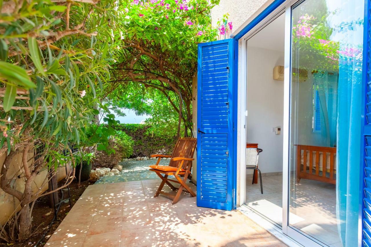 Kings Apartment With Private Garden Paphos Eksteriør billede